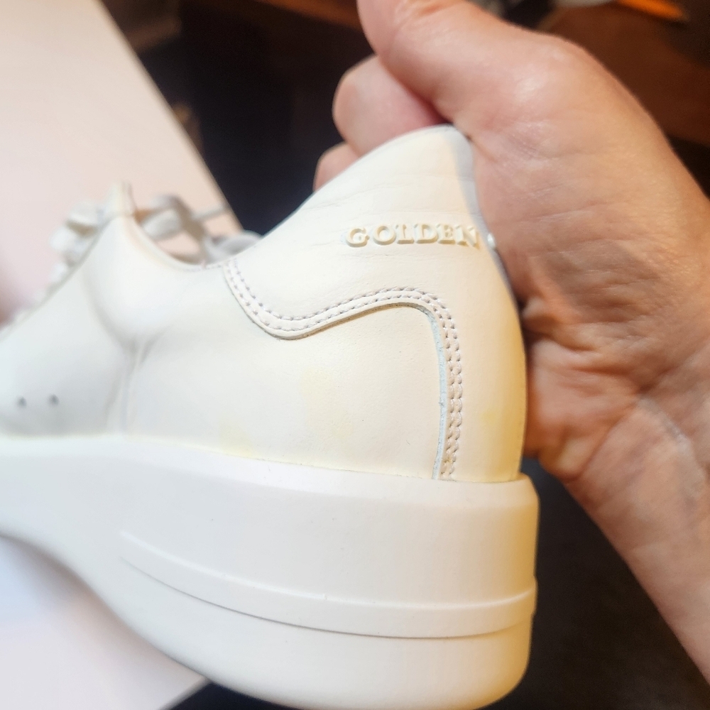 Golden Goose optic white sneakers size 40 BNWB some yellowing of leather - Picture 11 of 13